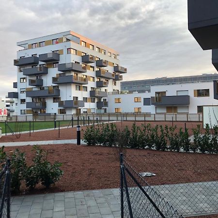 Neubau Wohnung Stadlau Vienna Luaran gambar