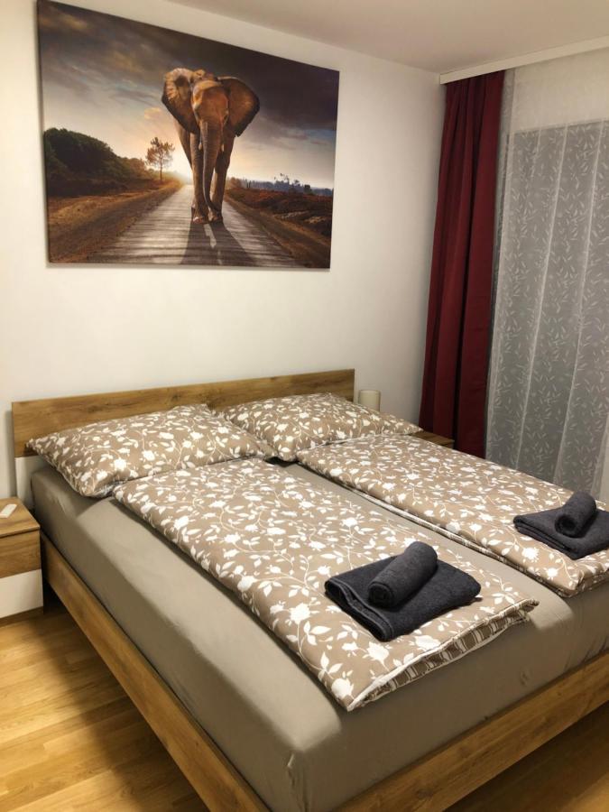 Neubau Wohnung Stadlau Vienna Luaran gambar