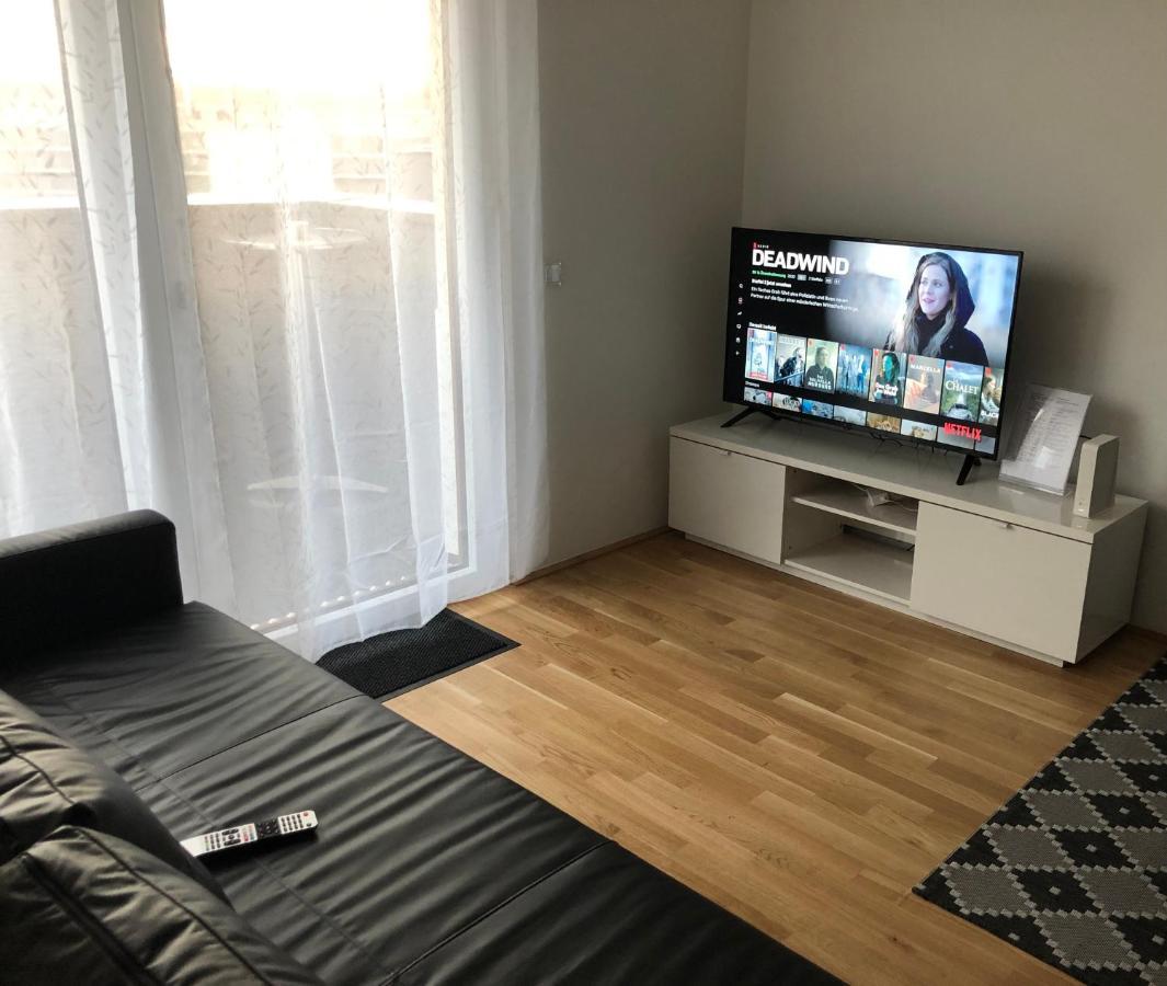 Neubau Wohnung Stadlau Vienna Luaran gambar